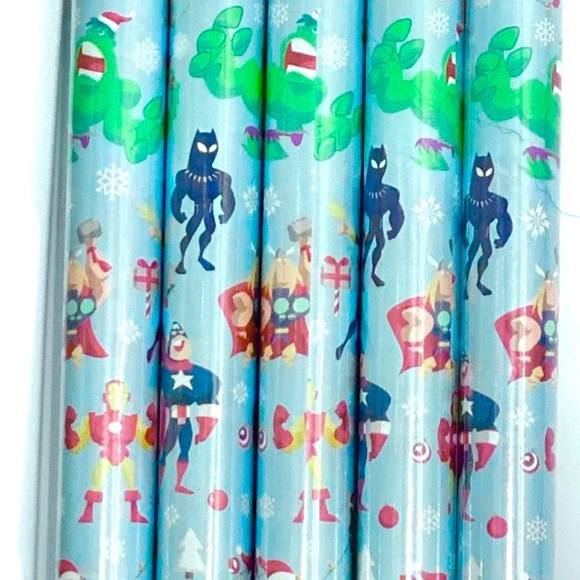 MARVEL AVENGERS WRAPPING PAPER BUNDLE OF 5 - Picture 3 of 3
